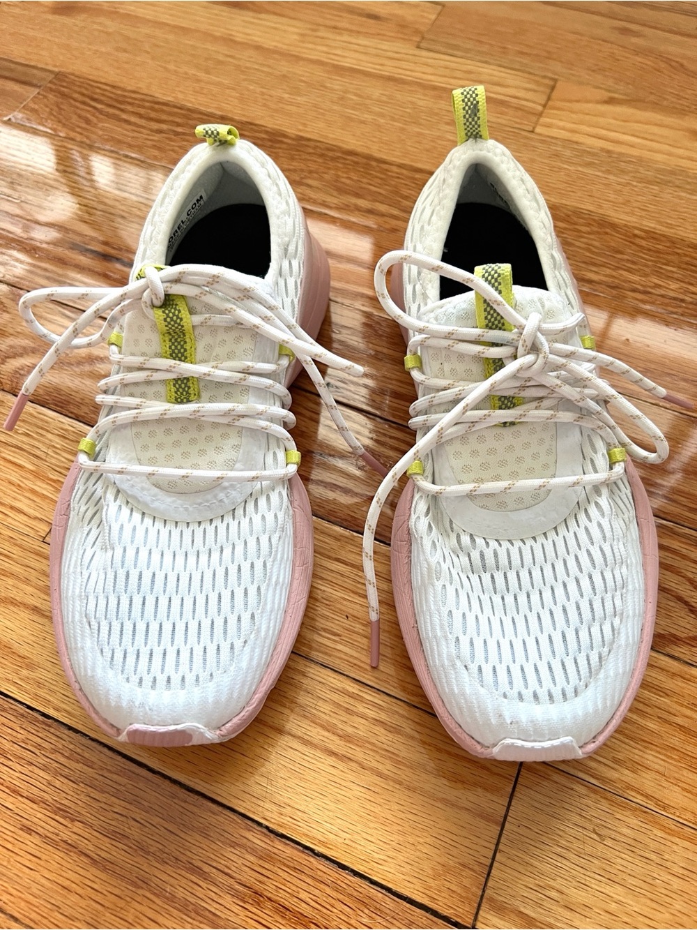 SOREL Kinetic Impact Lace Sneakers NWOT